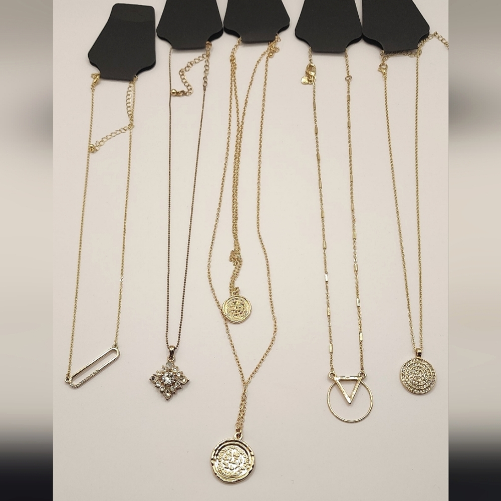 Jewelry Lot - Set of 5 Gold Toned Necklaces